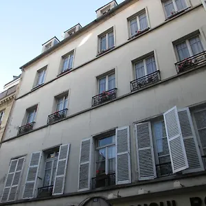 Stella , Paris Fransa